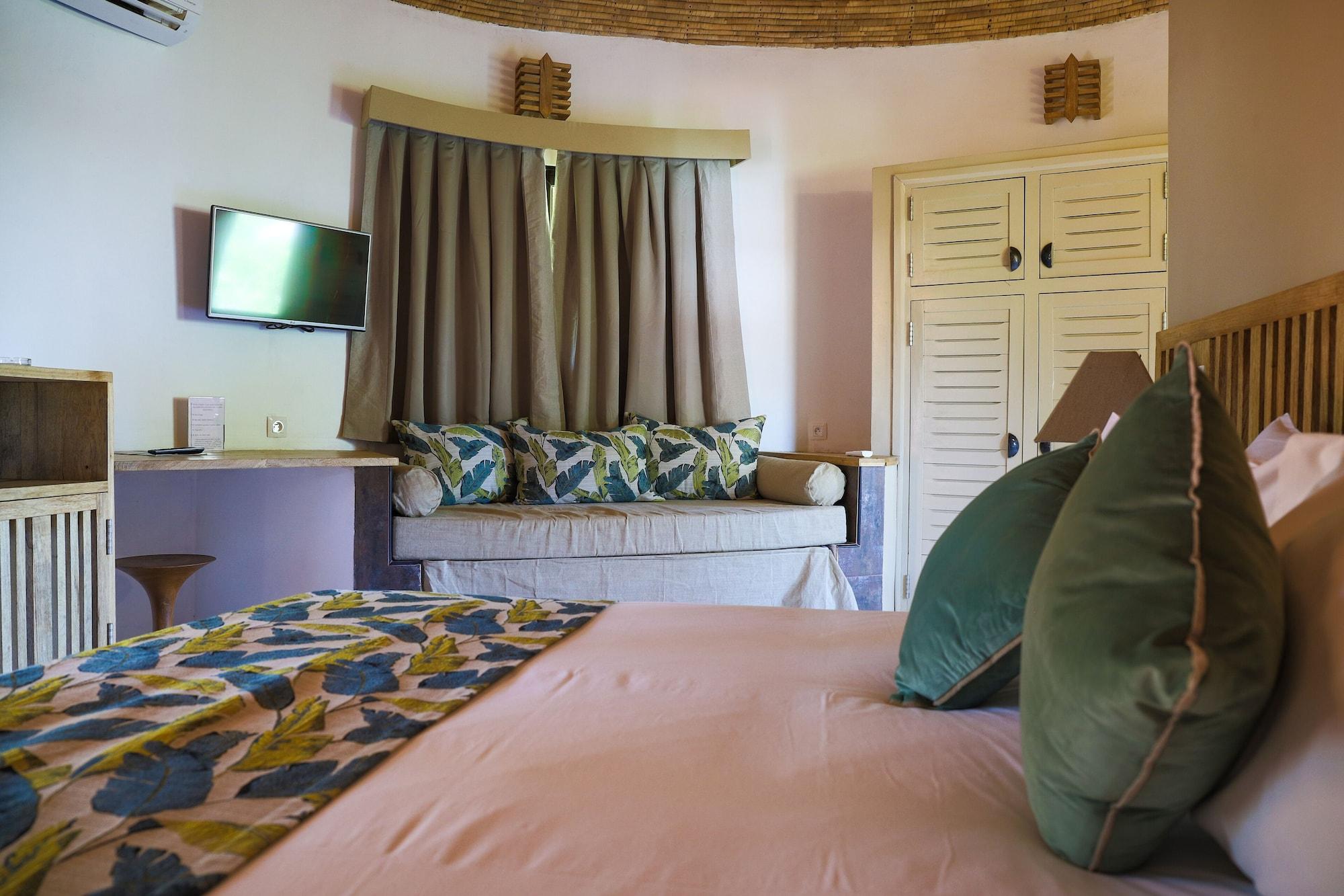 סאלי פורטודל Hotel Royam מראה חיצוני תמונה