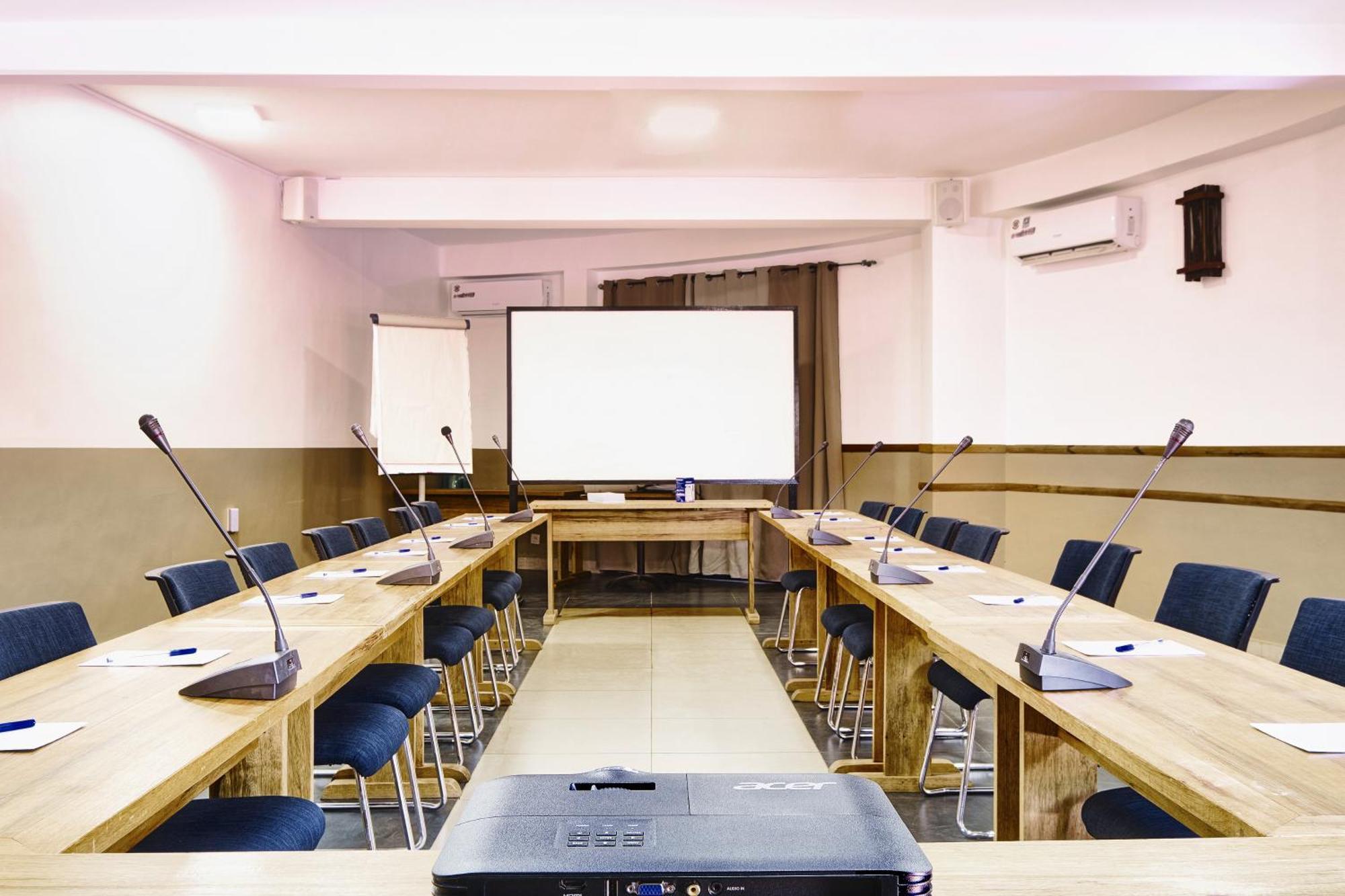 סאלי פורטודל Hotel Royam מראה חיצוני תמונה